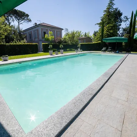 Borgo Sorbatti Bed and breakfast