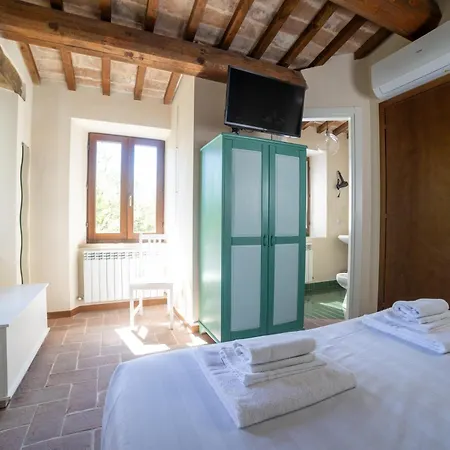 Borgo Sorbatti * Loro Piceno