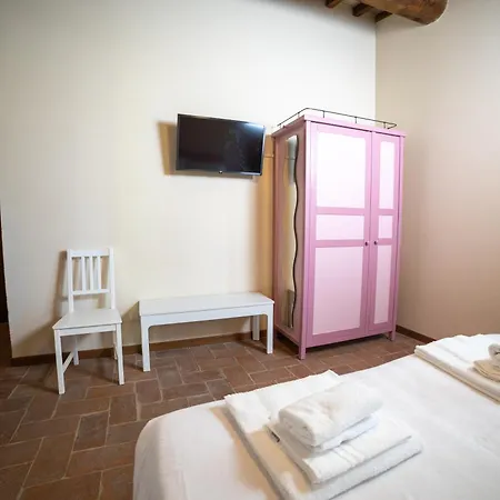 Borgo Sorbatti Couette-café Loro Piceno