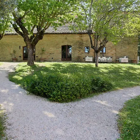Borgo Sorbatti Alojamento de Acomodação e Pequeno-almoço Loro Piceno