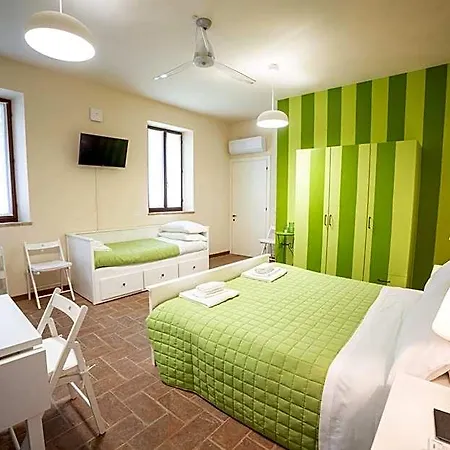 Bed & Breakfast Borgo Sorbatti 3*
